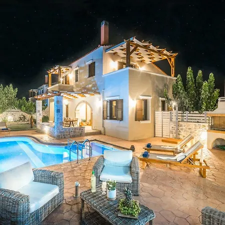 New Kantifes 4 Families Or Couples With Private Pool & Bbq *